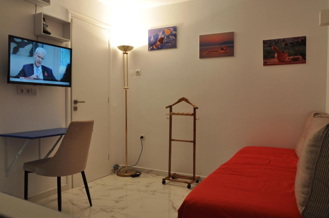 Taratsaki Apartment เอเธนส์ ภายนอก รูปภาพ