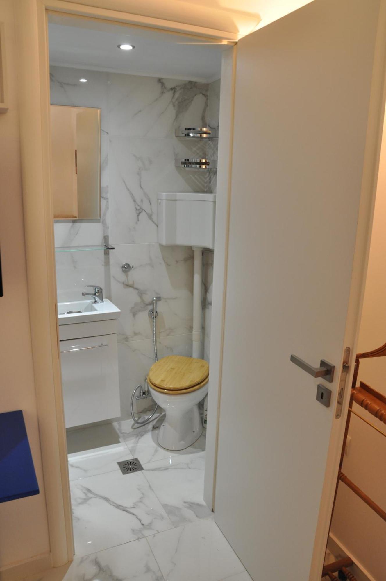 Taratsaki Apartment เอเธนส์ ภายนอก รูปภาพ